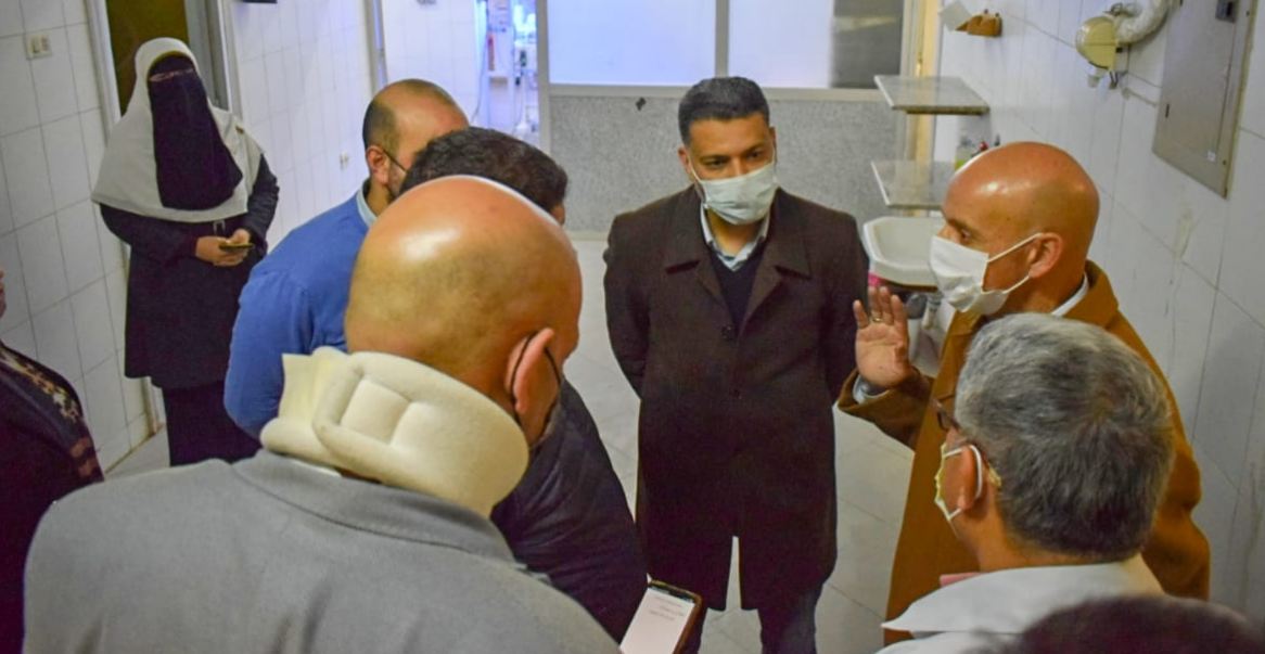 وكيل الصحة بالشرقية يتفقد سير العمل بمستشفي مشتول السوق المركزي