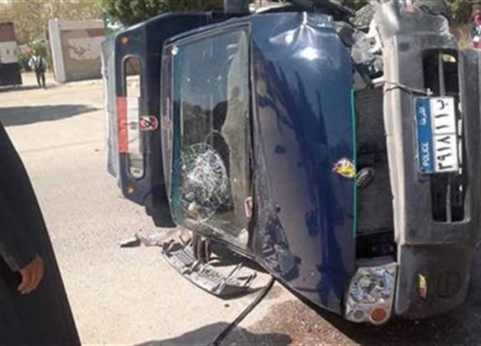 انقلاب سيارة شرطة