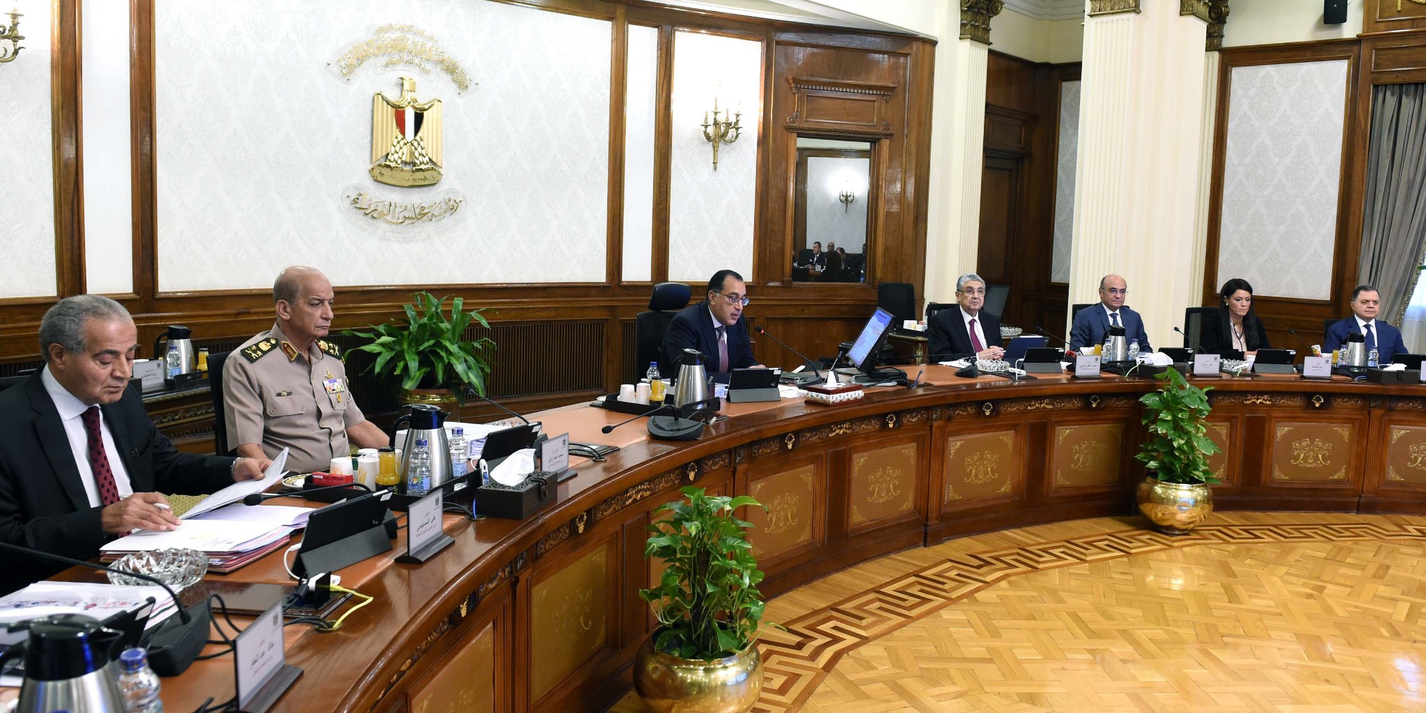 مجلس الوزراء