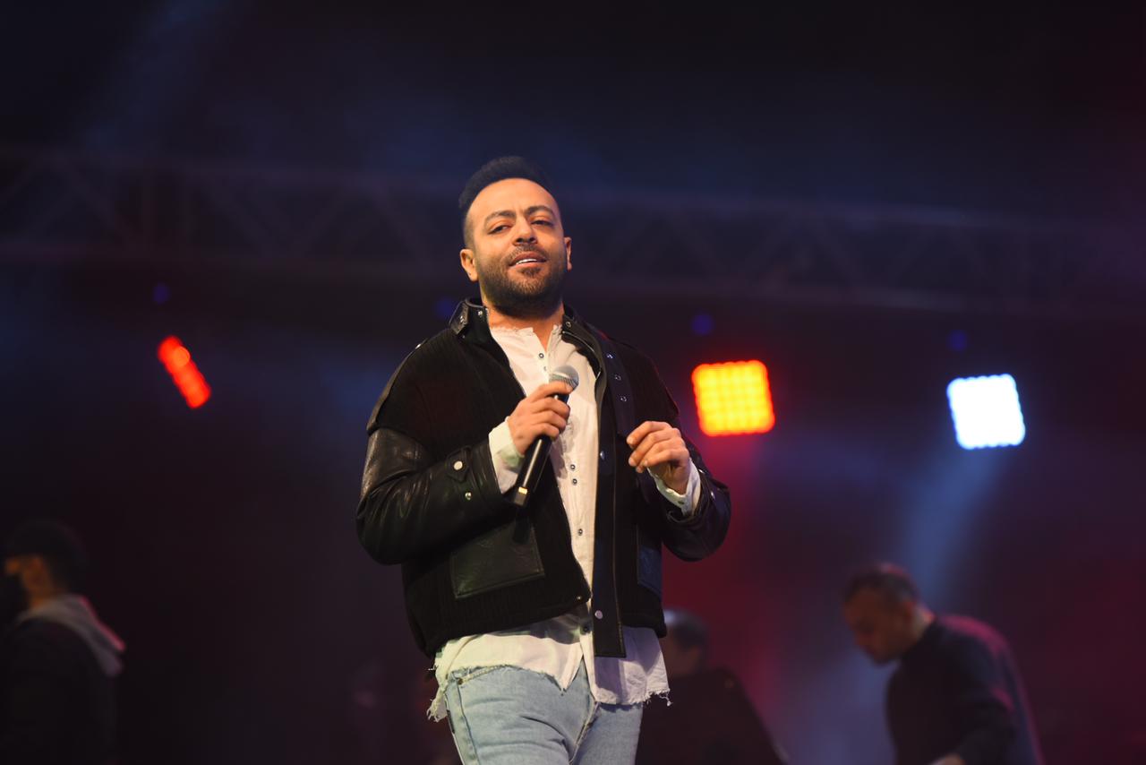 تامر عاشور