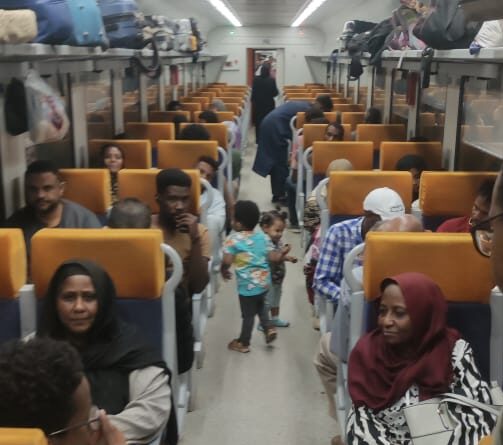 العائدين من السودان