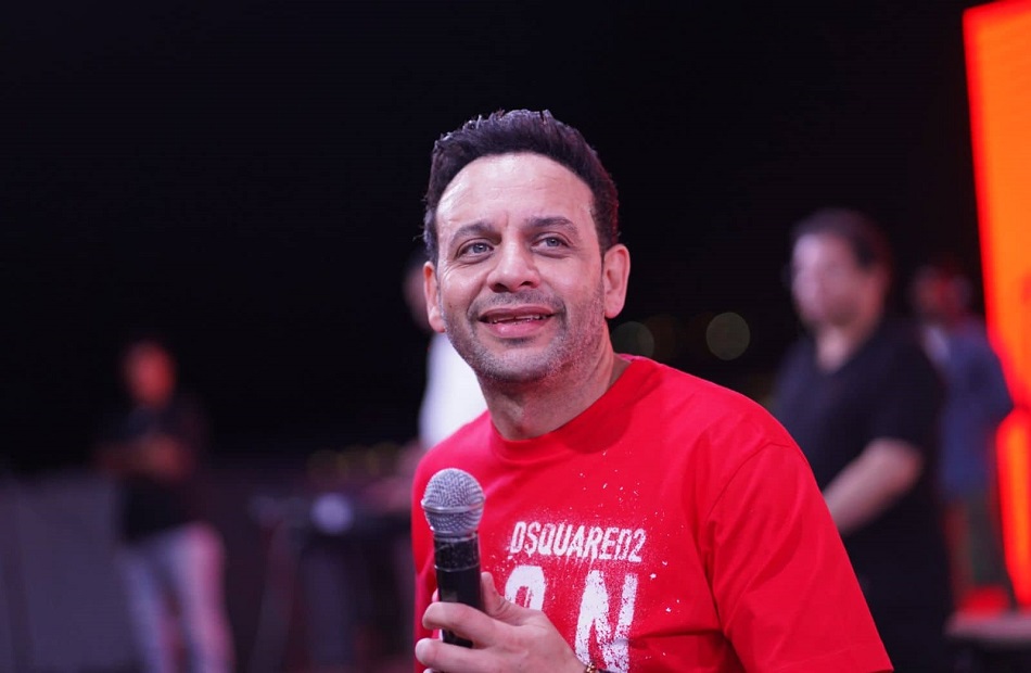 مصطفى قمر