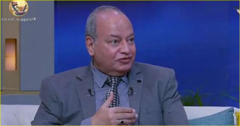 الدكتور محمد عز العرب، استشاري الجهاز الهضمي والكبد