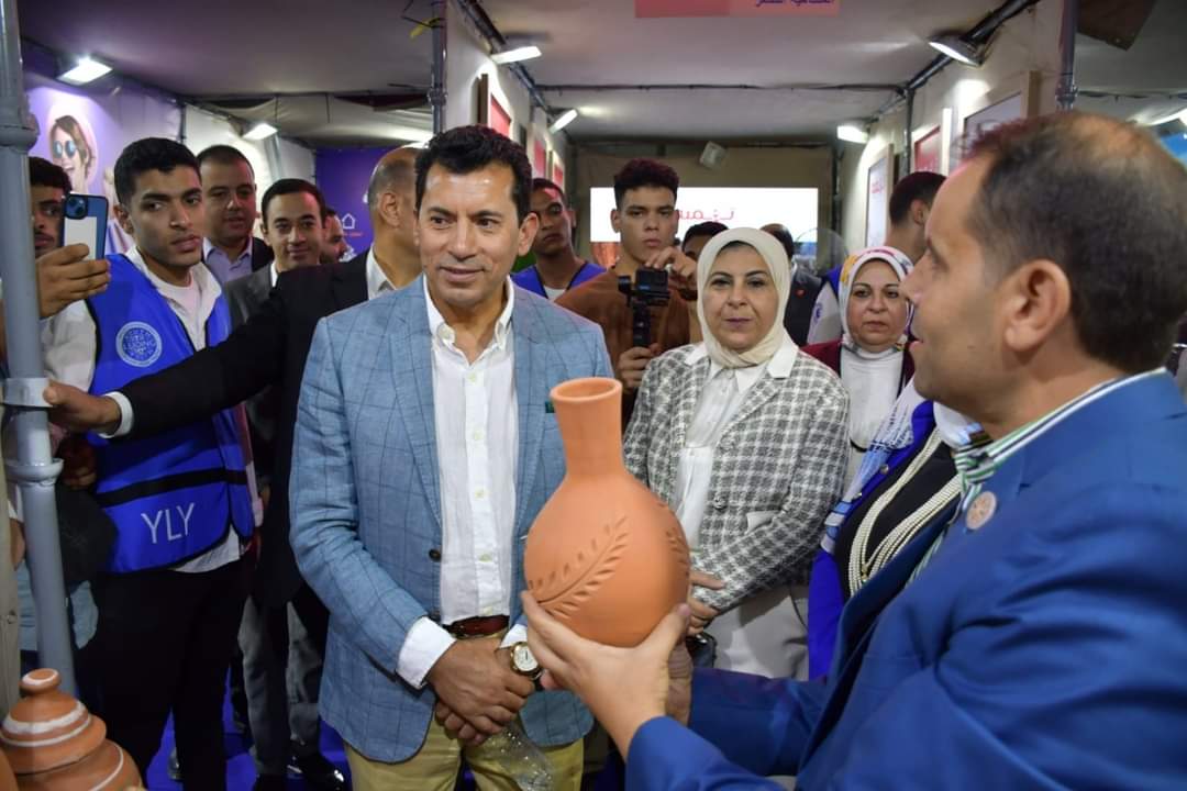 وزير الشباب