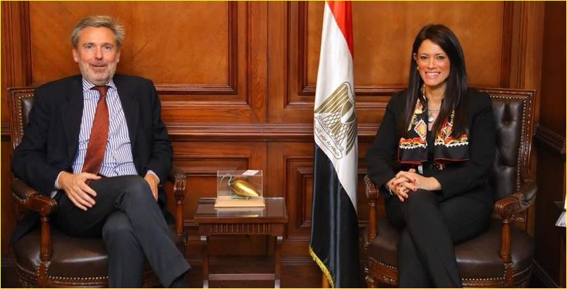 الدكتورة رانيا المشاط، وزيرة التعاون الدولي وممثل الجانب الإيطالى