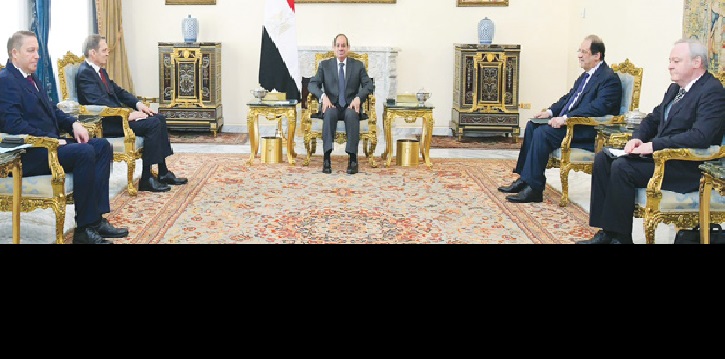 الرئيس السيسي ورئيس جهاز الاستخبارات الخارجية الروسية والوفد المرافق له
