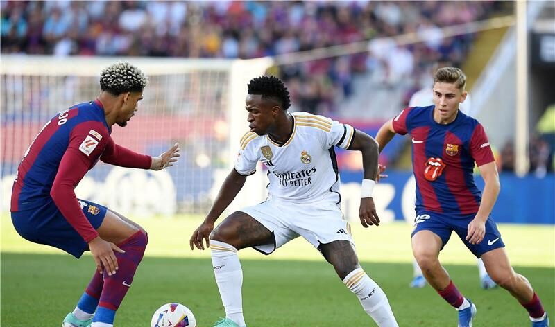ريال مدريد وبرشلونة