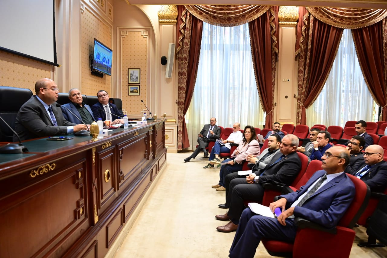 اجتماع لجنة الإسكان