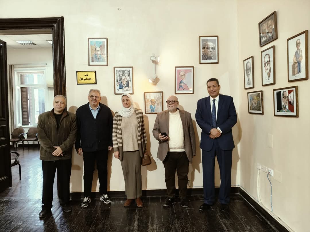 منظمو المعرضين والمشرفين عليهما