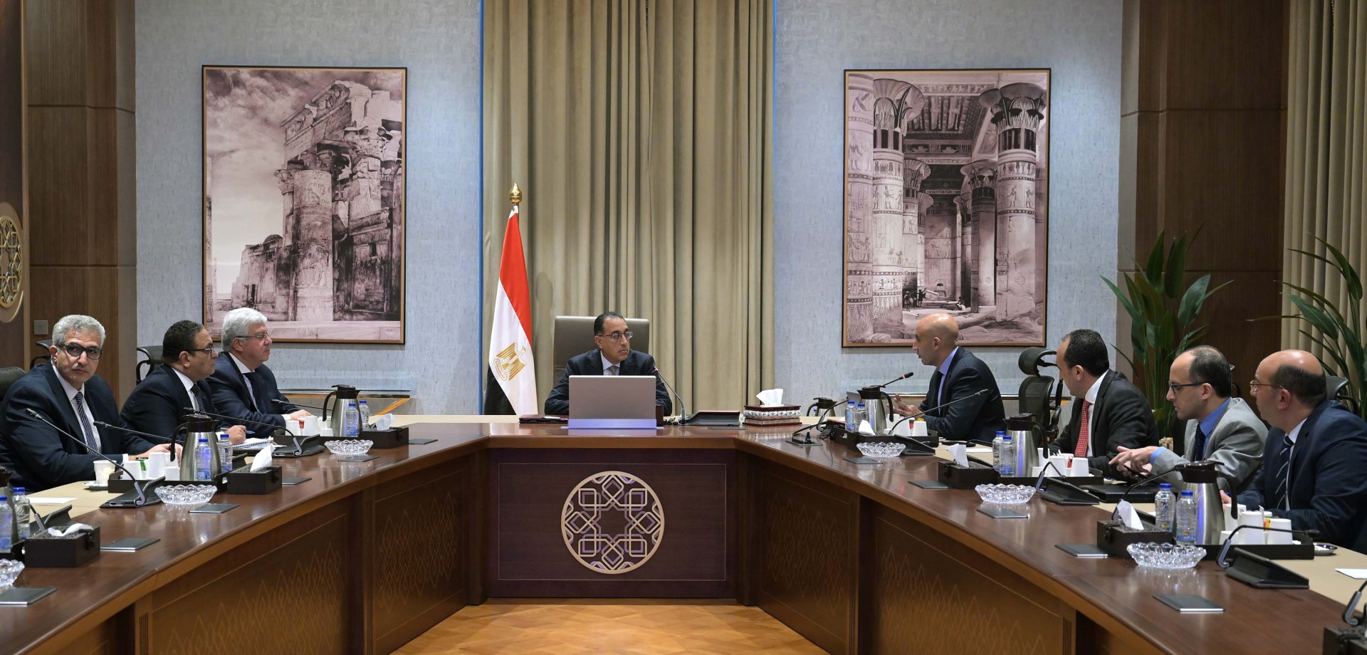 مجلس الوزراء
