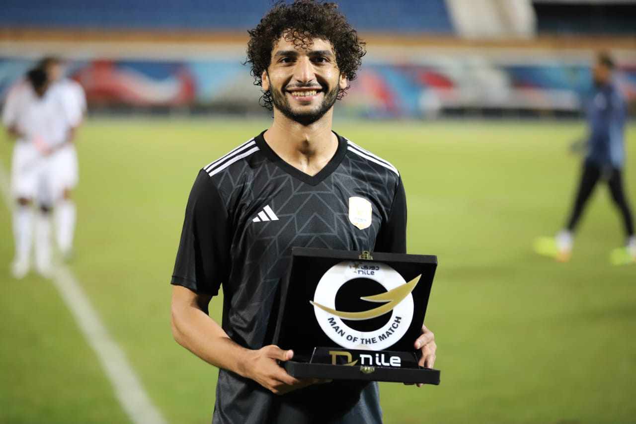 عمرو ناصر