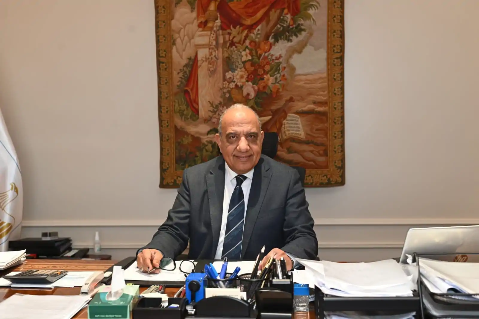 المهندس محمود عصمت، وزير الكهرباء