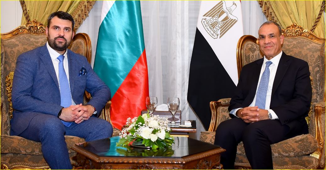 وزير الخارجية ونظيره البلغاري
