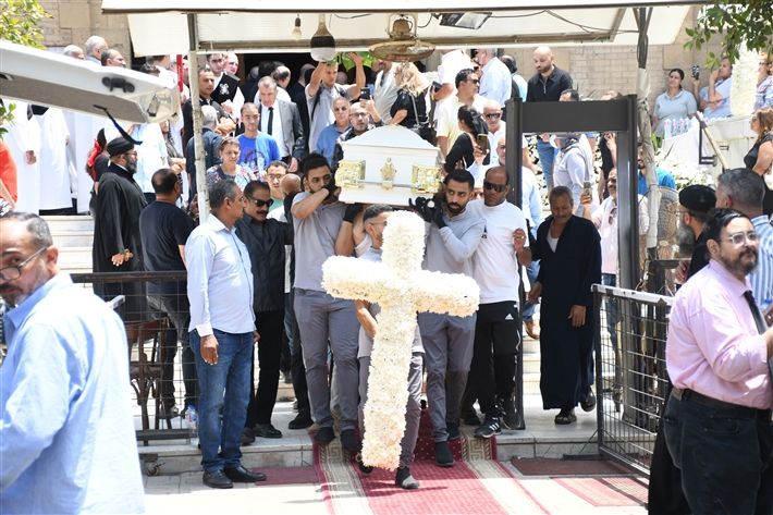 تشييع جثمان الراحل لطفى لبيب