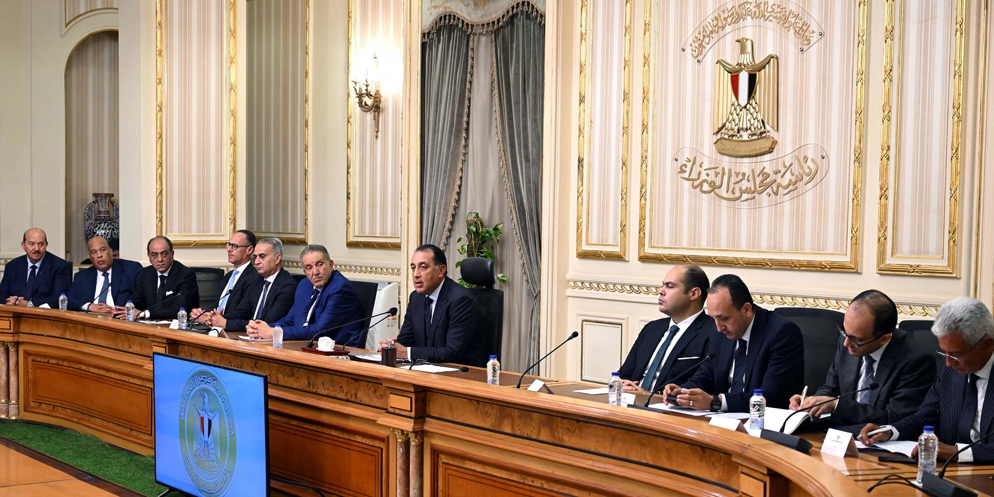 مجلس الوزراء