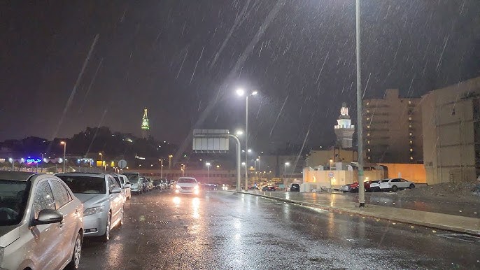أمطار رعدية على مكة