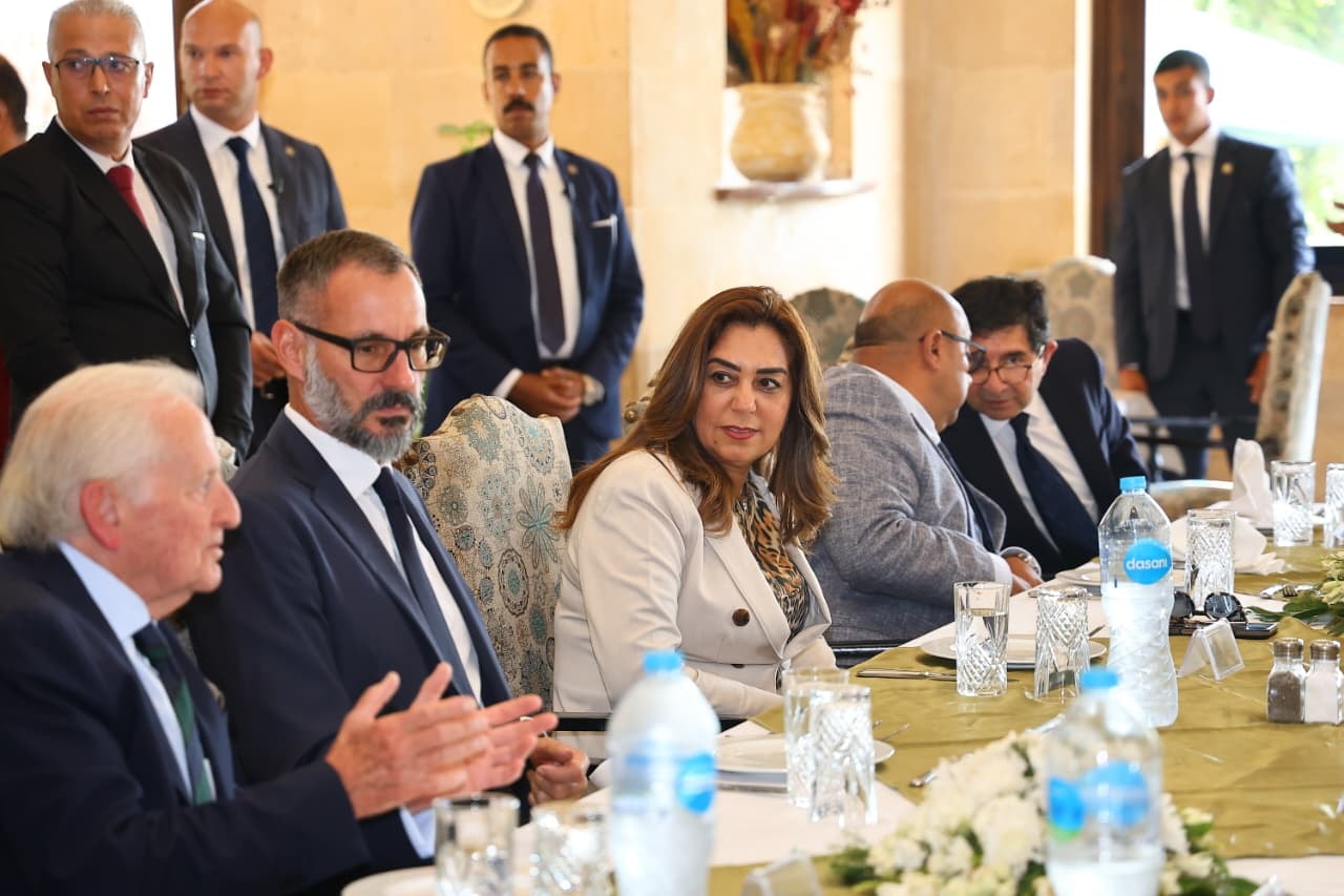 الدكتورة منال عوض وزيرة التنمية المحلية