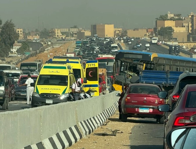 حادث بالطريق السياحى تسبب فى زحام