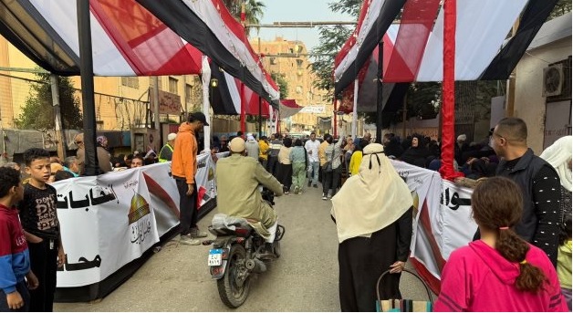 أمام لجان التصويت