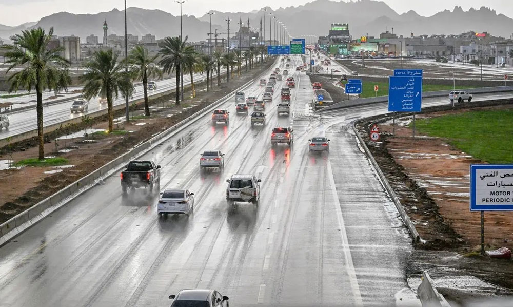 سقوط أمطار رعدية