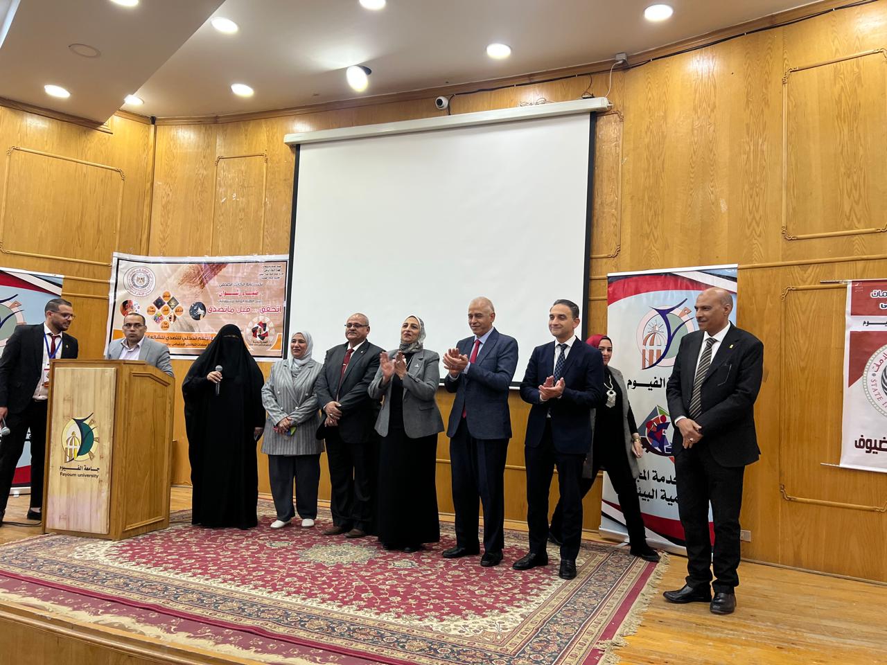 أساتذة ودكاترة إعلام وجامعة الفيوم المشاركون فى الندوة