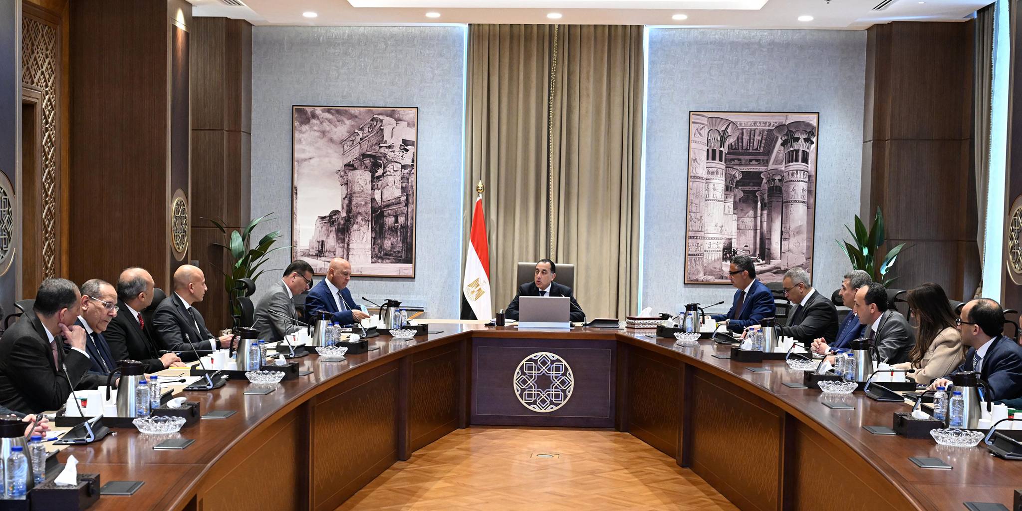 مجلس الوزراء