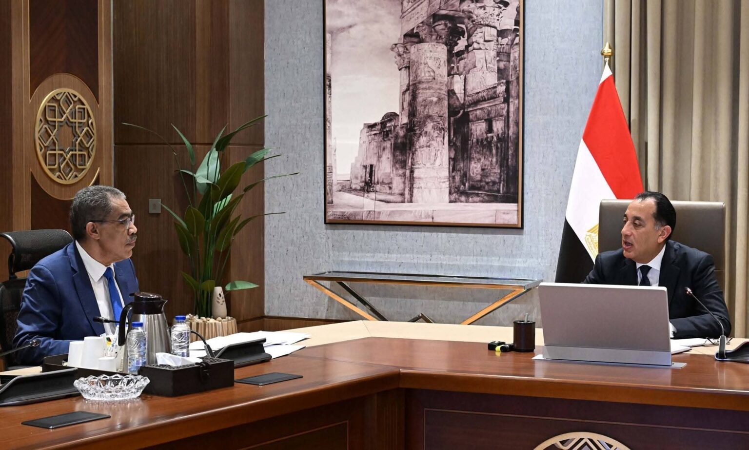 د. مصطفى مدبولى وضياء رشوان