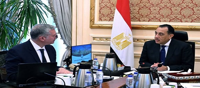 رئيس الوزراء ووزير البترول