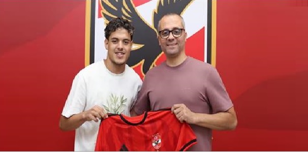 الأهلي يتعاقد مع محمود صلاح