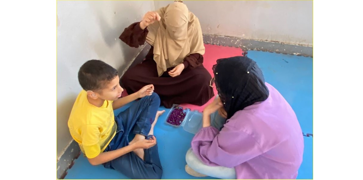 ورشة فنية وأعمال يدوية لأطفال "قادرون باختلاف"